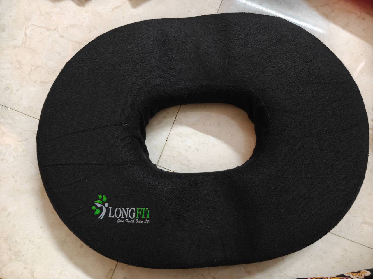 Longfit donut cushion for tailbone pain